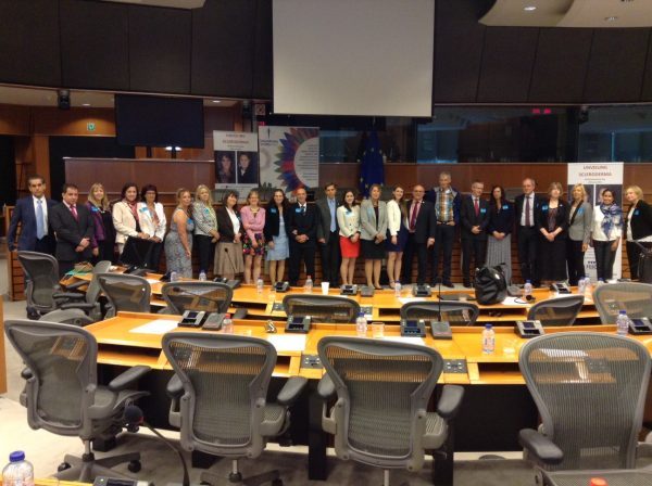 Las asociaciones europeas de esclerodermia en el Parlamento Europeo